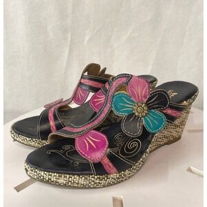 L'Artiste Spring Step Largo Women 9.5 Black Floral Leather Wedge Sandals Painted